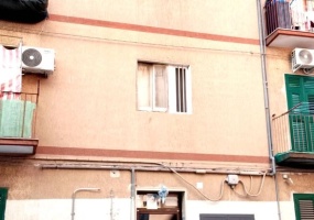VIA PADRE MORONE VIA, Taranto 74121, 2 Stanze Stanze,1 BagnoBathrooms,Appartamento,Vendita,VIA PADRE MORONE,1415