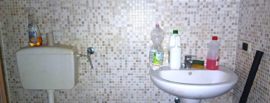 Via Toscana 44 Via, Taranto 74121, 2 Stanze Stanze,1 BagnoBathrooms,Locale,Vendita,Via Toscana 44,1457